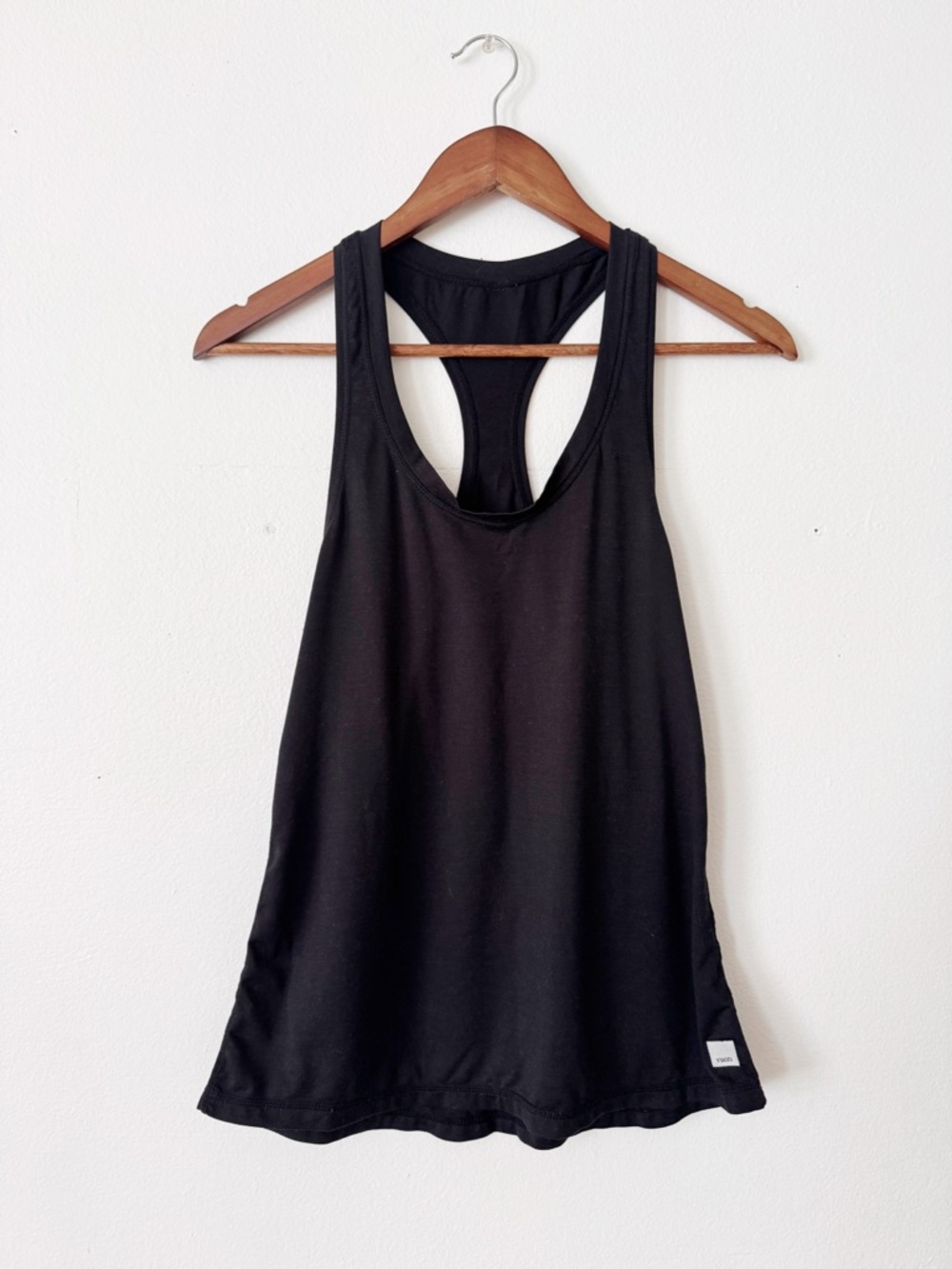 Vuori Black luxe performance Racerback Tank Top small